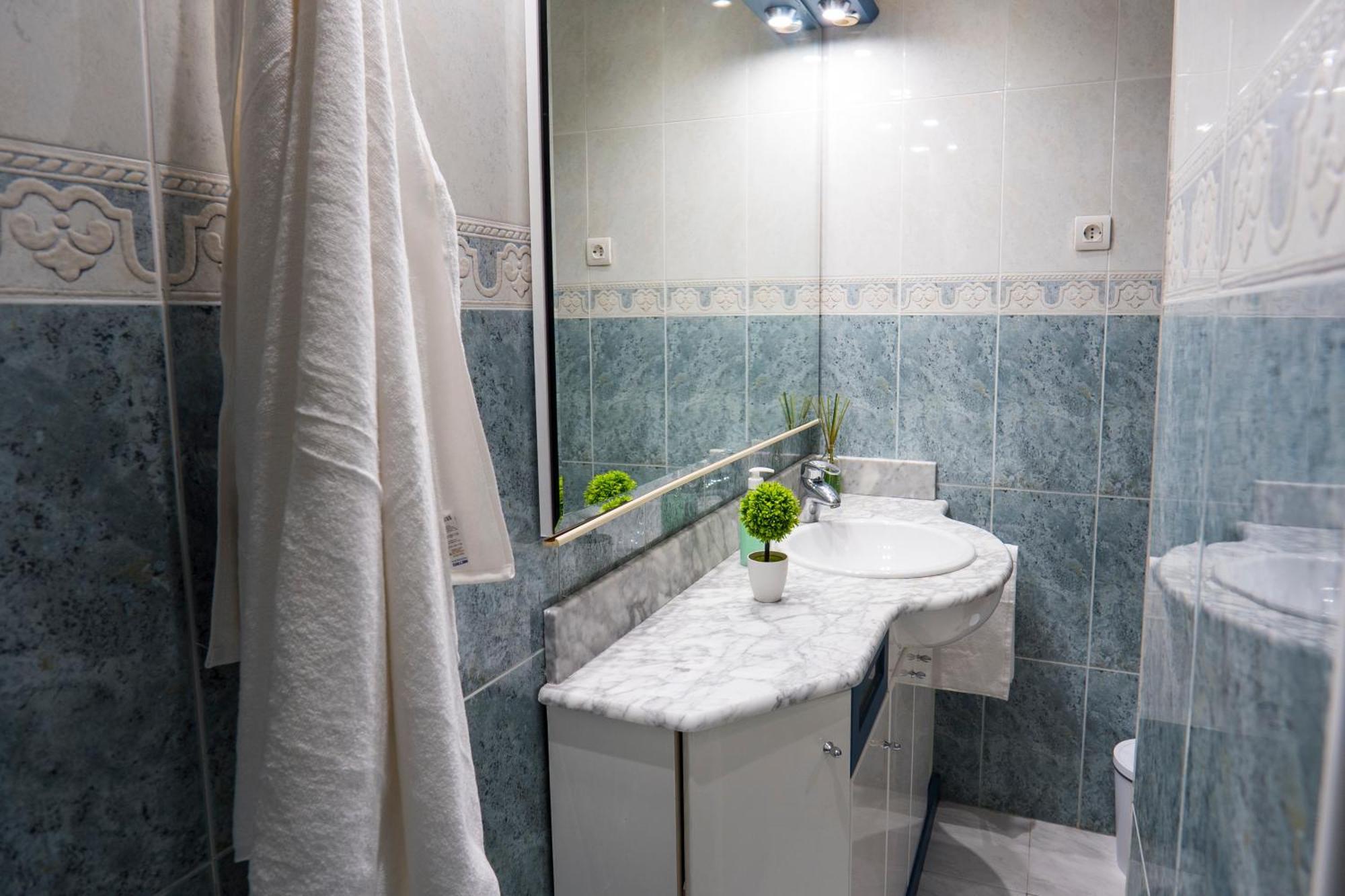 Paratene Ostatu Habitaciones Erandio Εξωτερικό φωτογραφία