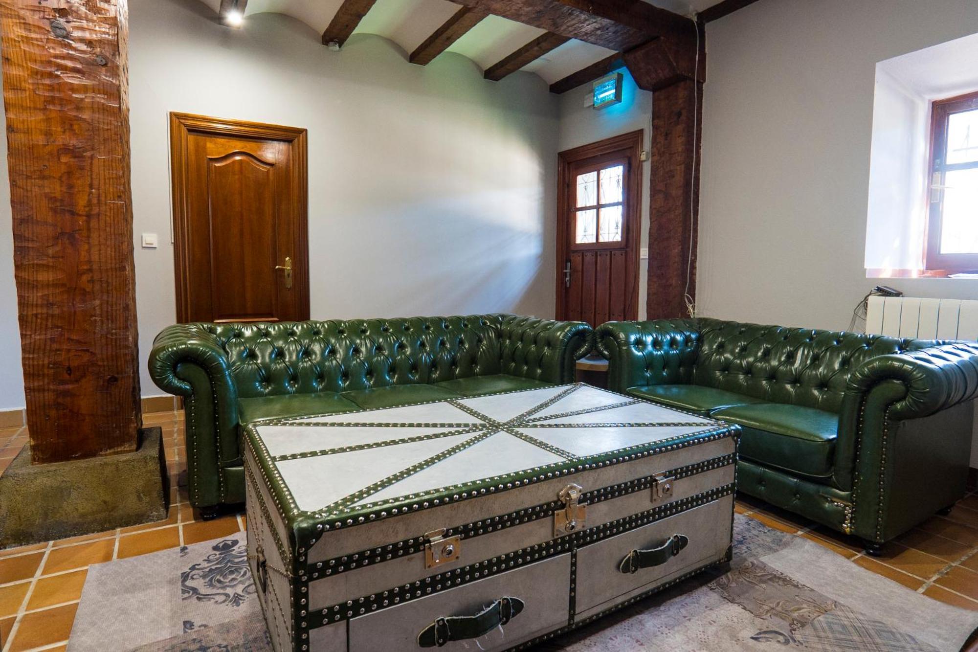 Paratene Ostatu Habitaciones Erandio Εξωτερικό φωτογραφία