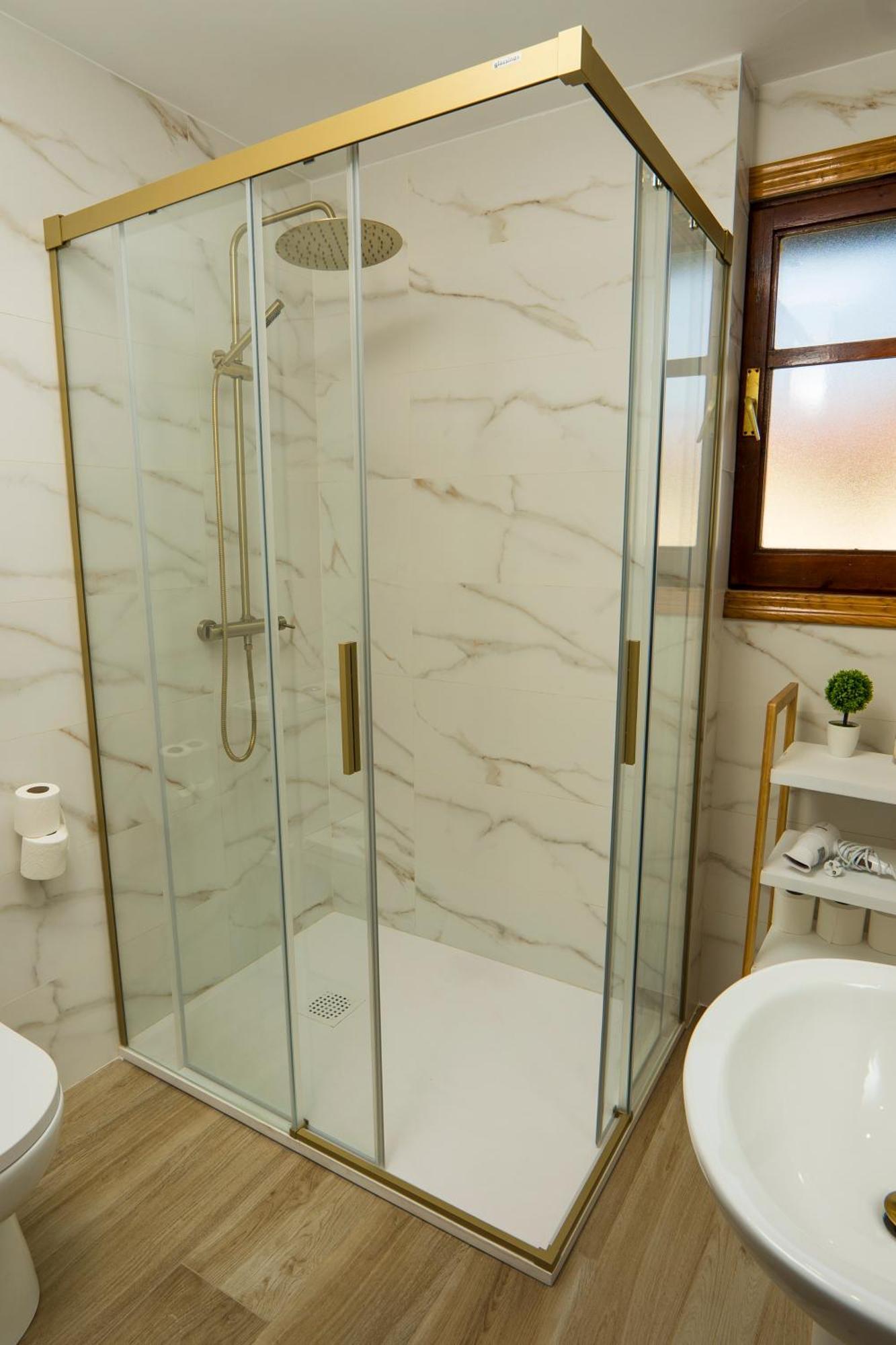 Paratene Ostatu Habitaciones Erandio Εξωτερικό φωτογραφία