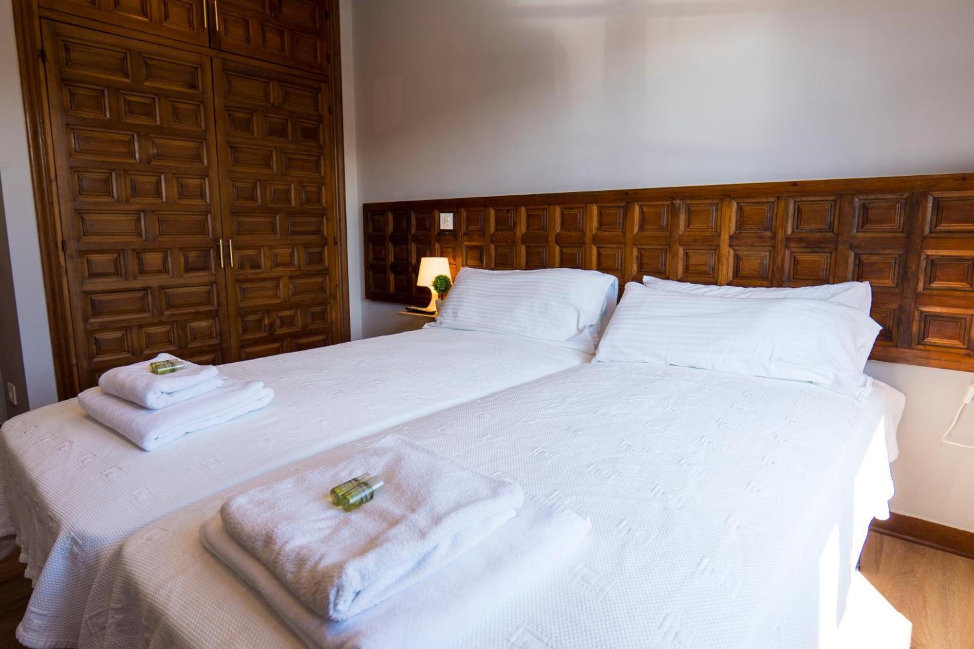 Paratene Ostatu Habitaciones Erandio Εξωτερικό φωτογραφία